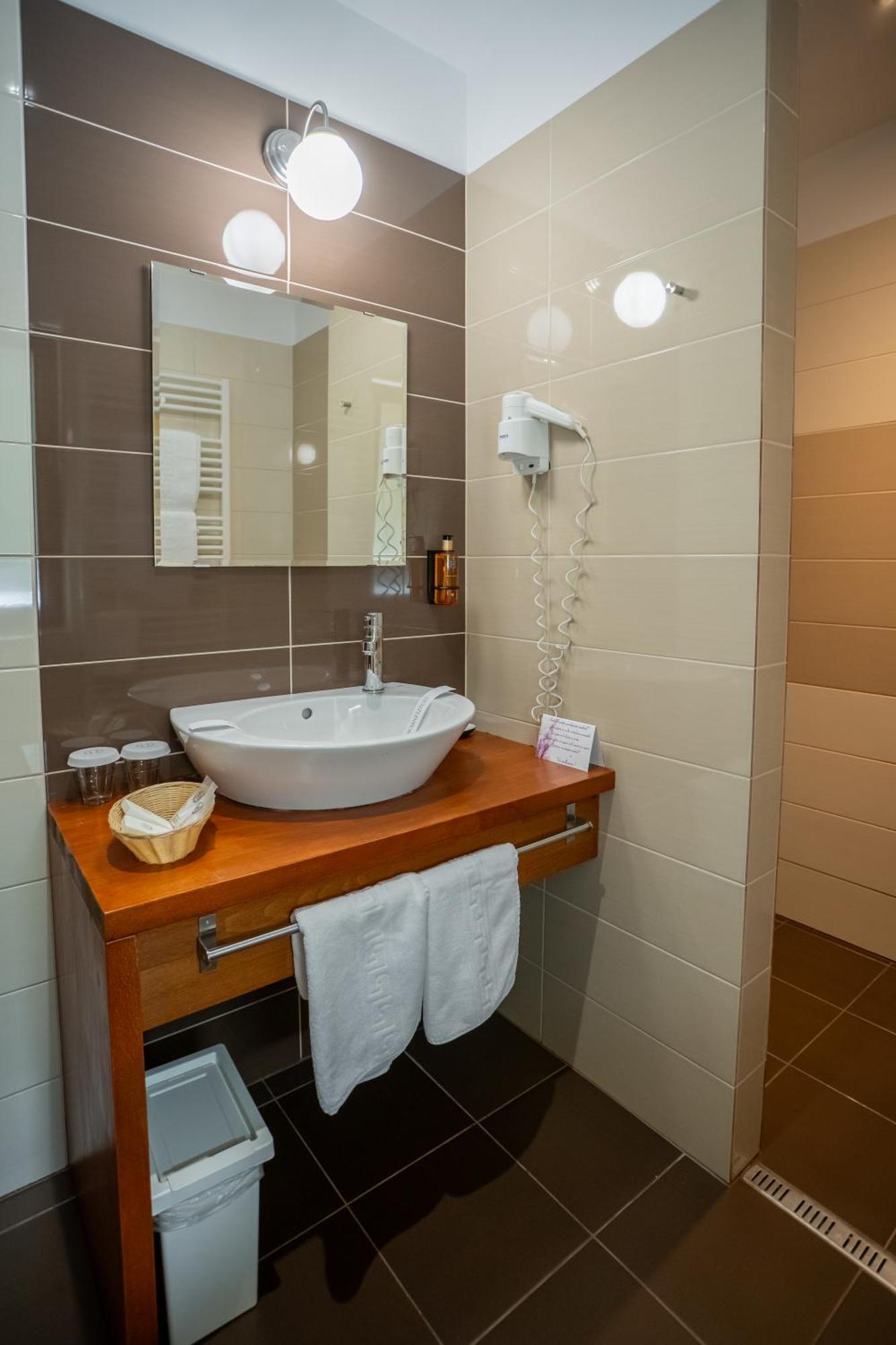 Opus Villa Синая Экстерьер фото Bathroom
