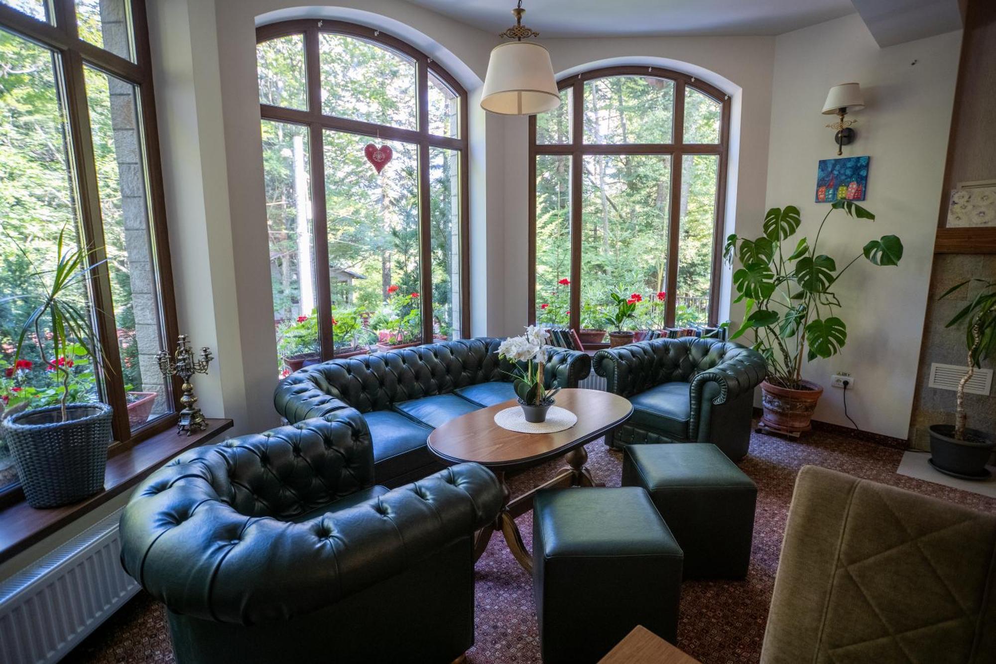 Opus Villa Синая Экстерьер фото Interior of the hotel