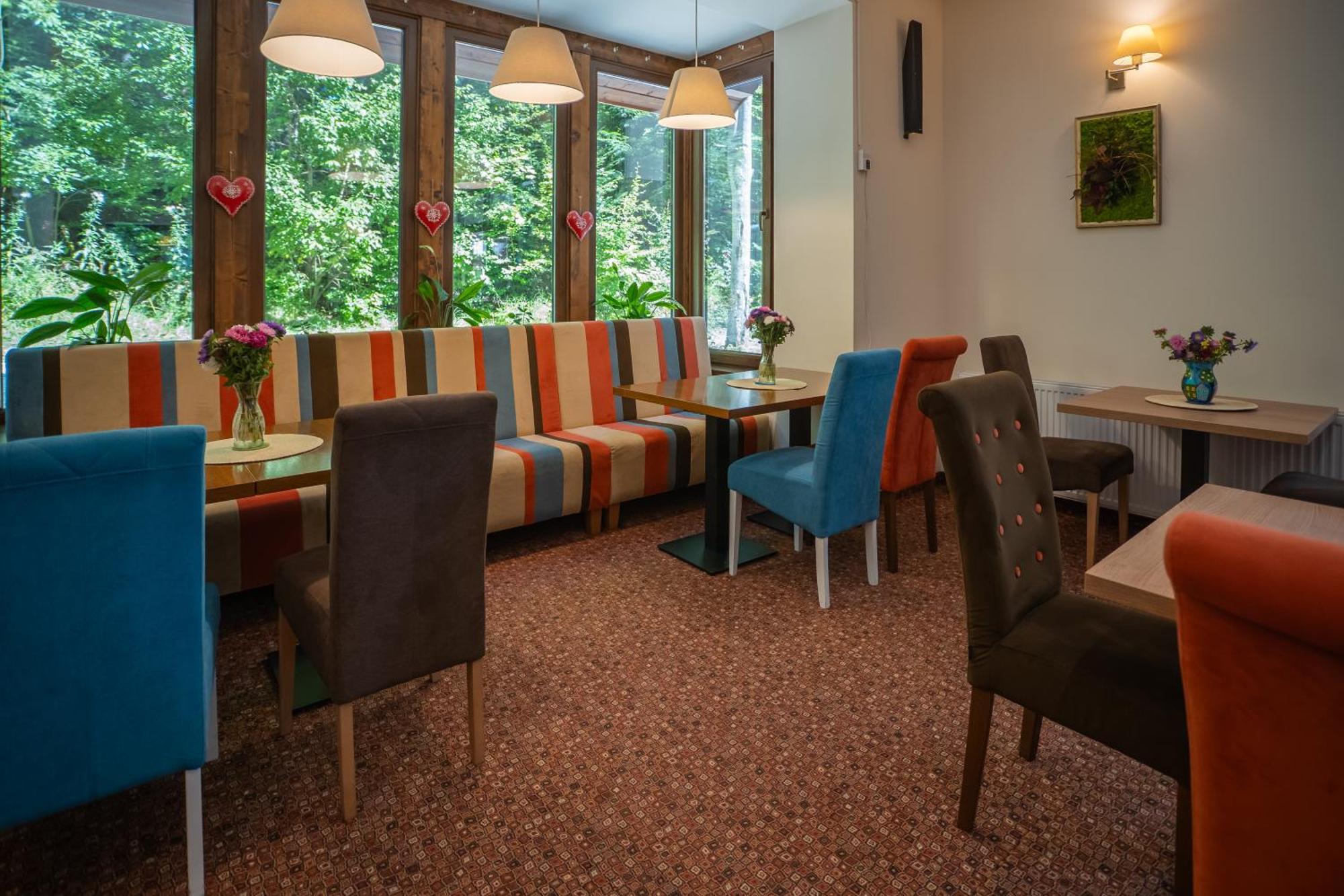 Opus Villa Синая Экстерьер фото Restaurant